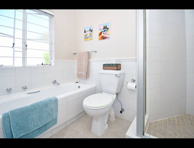 2 BEDROOM TOWNHOUSE FOR SALE IN KELLAND